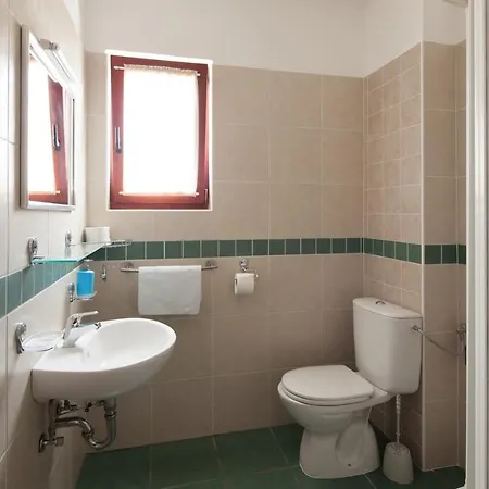 Toni 555 Guest house