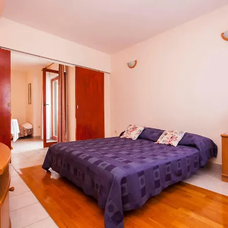 Toni 555 Guest house