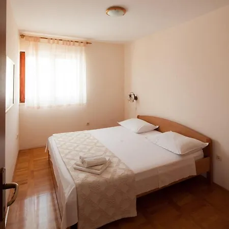 Guest house Toni 555