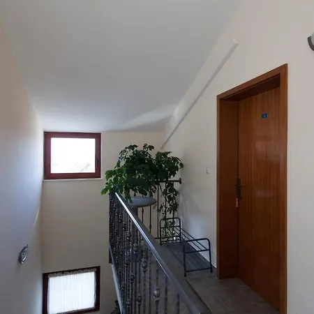 Toni 555 Guest house Primosten