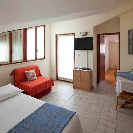 Toni 555 Guest house
