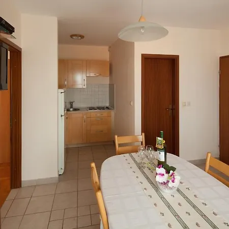 Toni 555 Guest house 3*