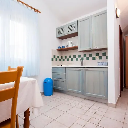 Toni 555 Guest house Primosten