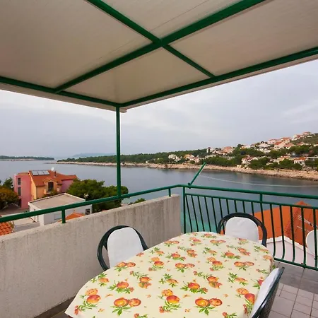 Toni 555 Guest house 3*