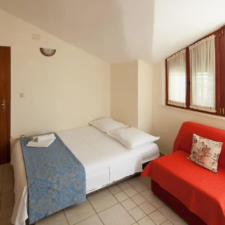 Toni 555 Guest house 3*